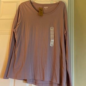 Duluth Trading Co long sleeve shirt. XXL. Lavender color. 100% Cotton